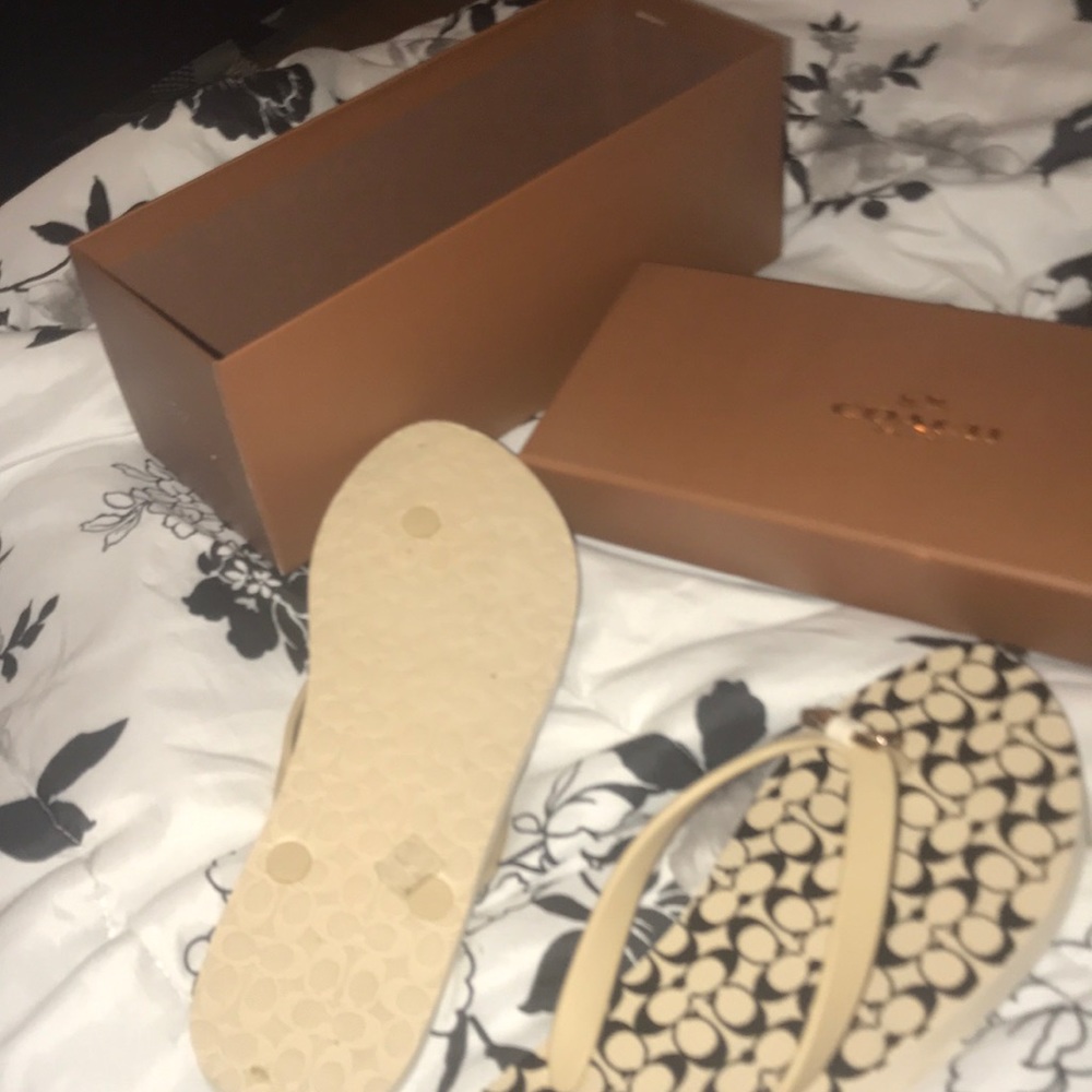 Couch flip flops - Picture 4 of 4